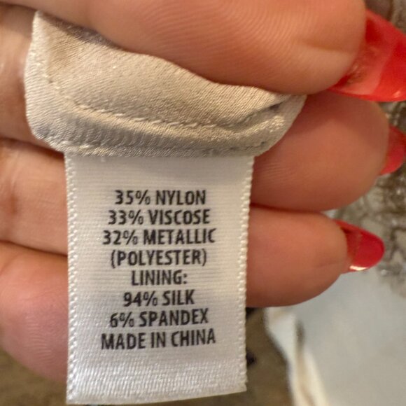 St John Metallic Floral Festive Blouse Size S - Picture 5 of 7